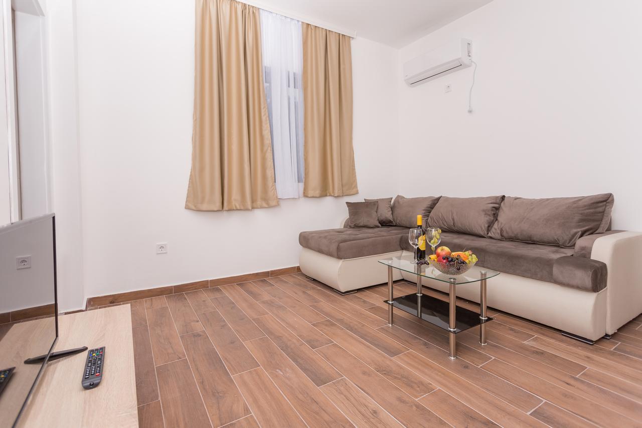 Resort Bevilacqua Будва Екстериор снимка