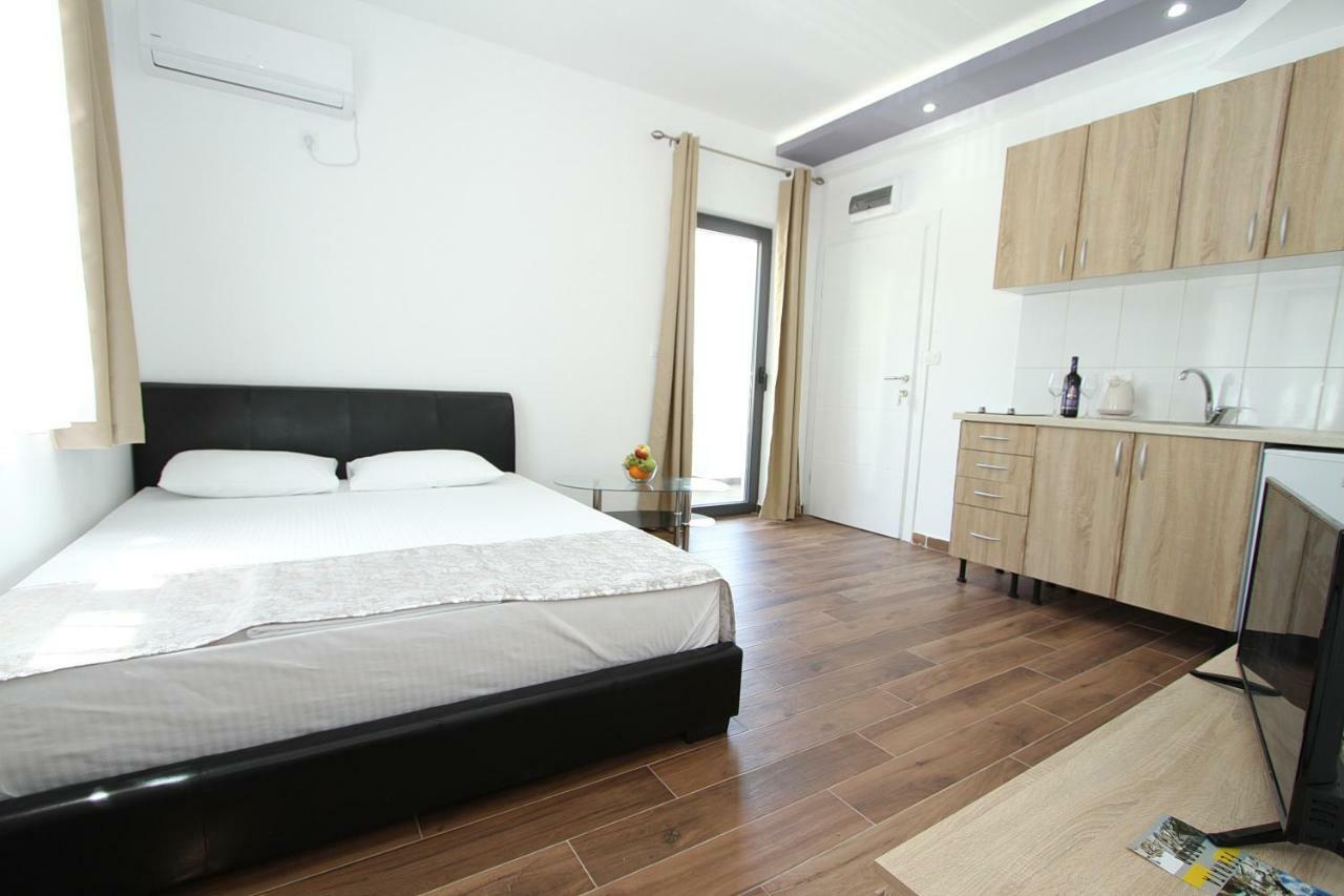 Resort Bevilacqua Будва Екстериор снимка